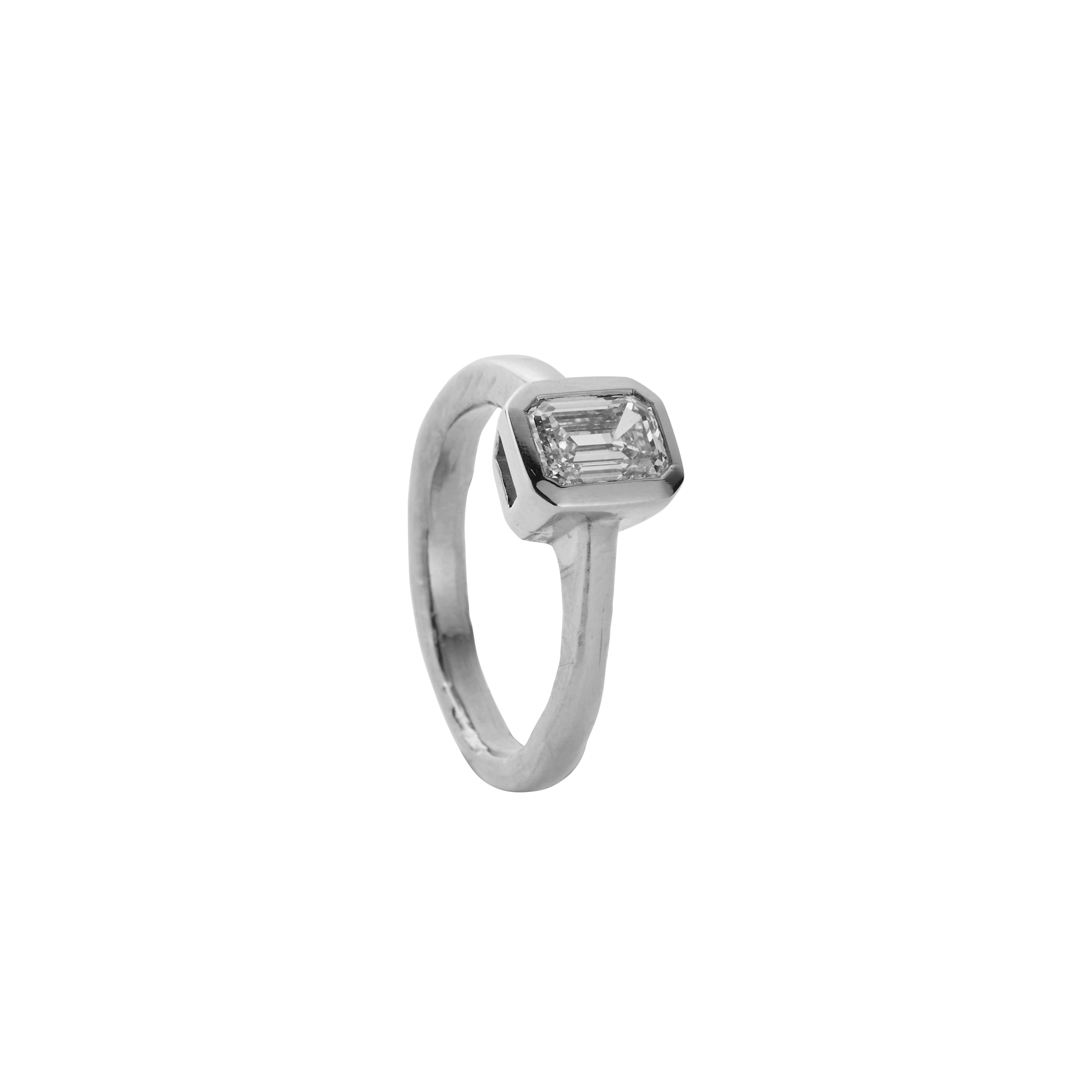 'The Heirloom' 18ct White Gold Emerald 1ct Lab Grown Diamond Bezel Engagement Ring 5 'The Heirloom' 18ct White Gold Emerald 1ct Lab Grown Diamond Bezel Engagement Ring