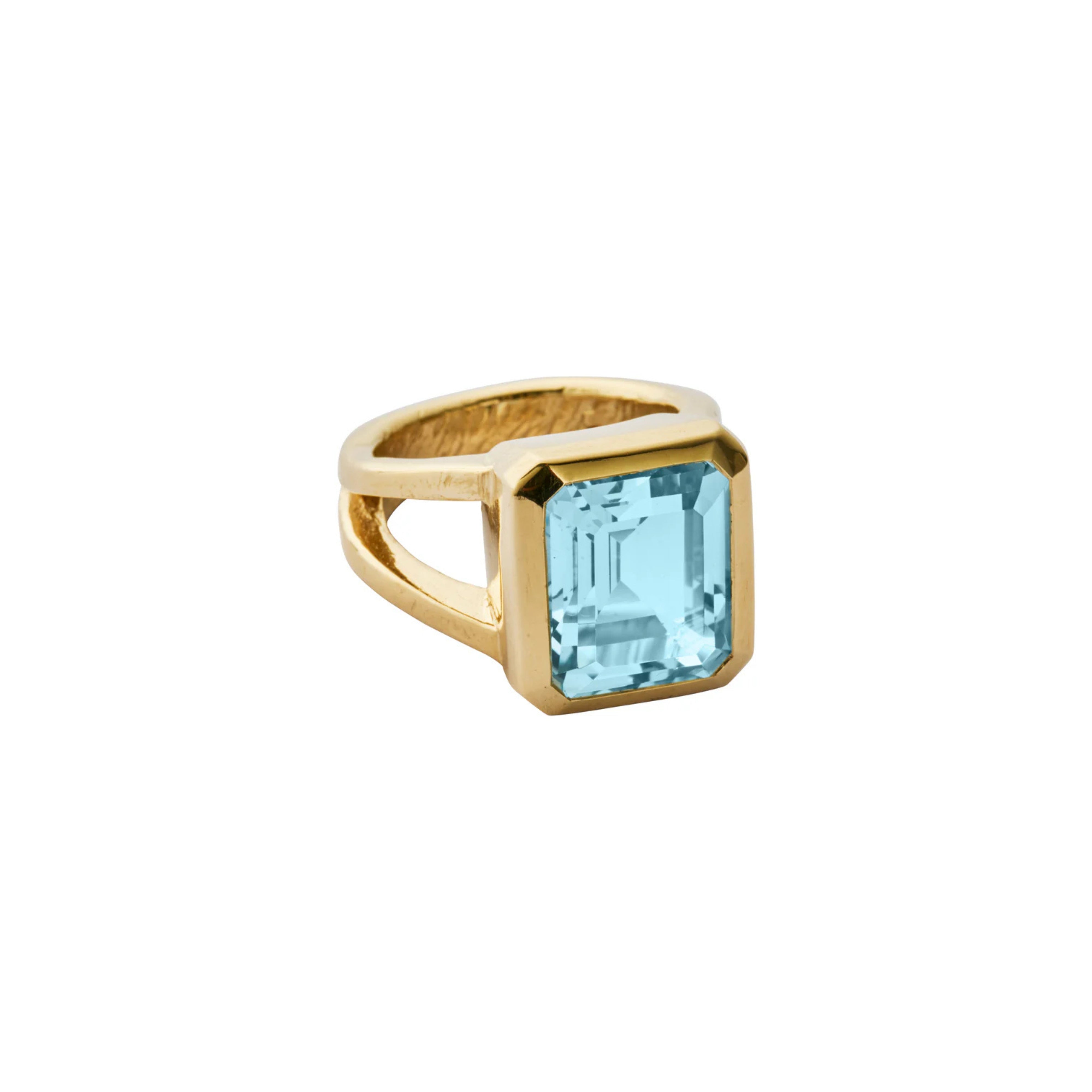 Gold Juno Blue Topaz Split Shank Ring