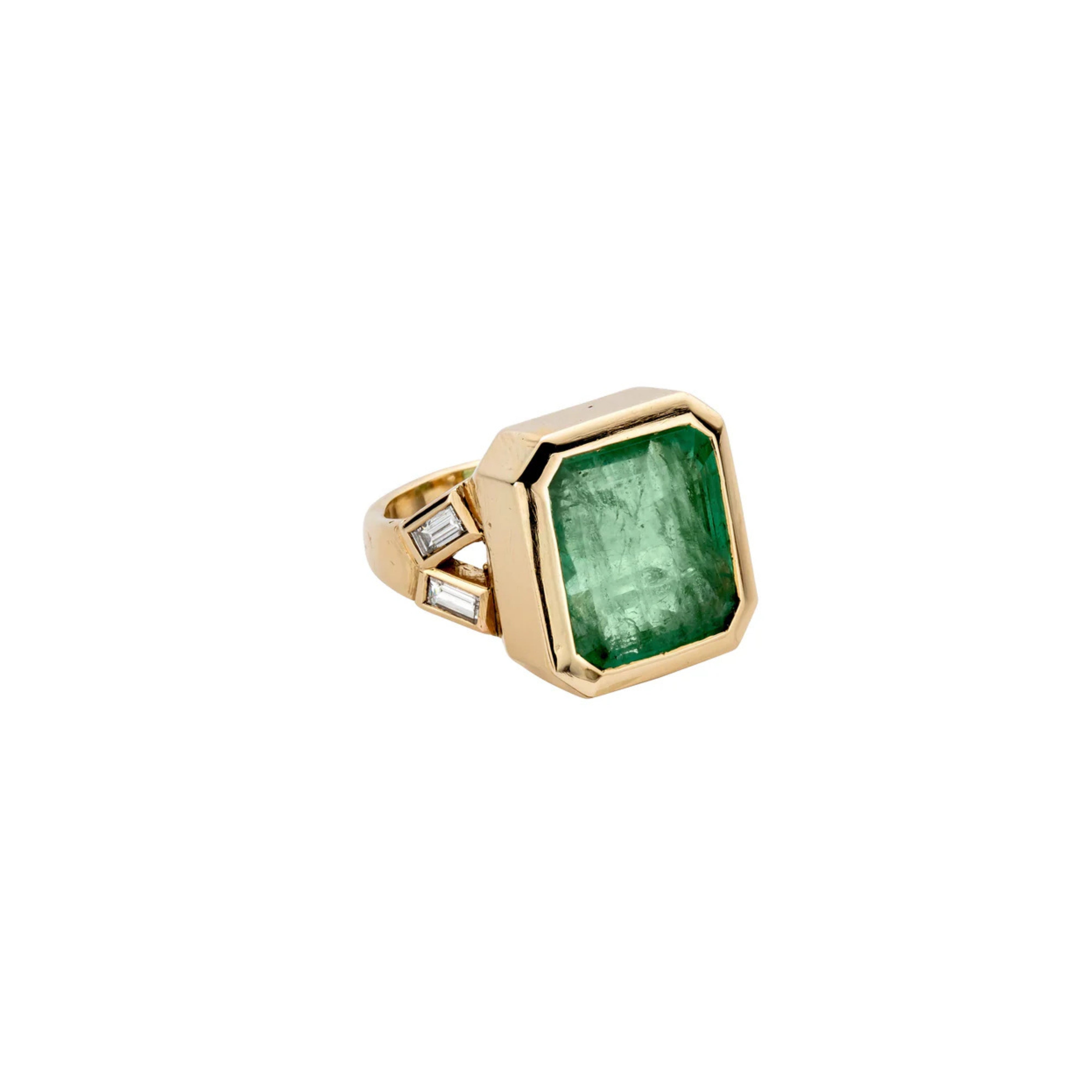 ORYN Gold Emerald & Diamond Split Shank Ring