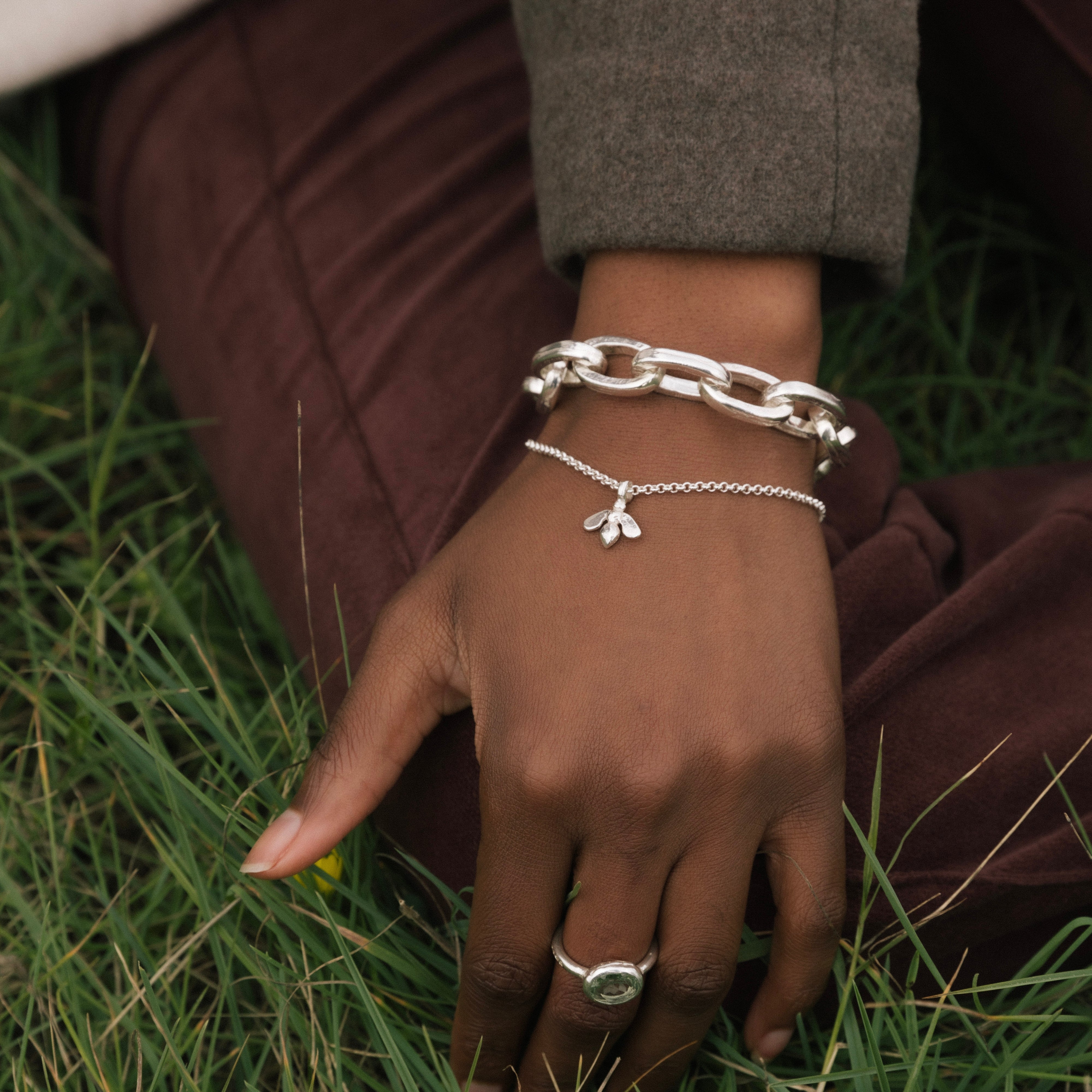 Silver Mini Honey Bee Chain Bracelet 3 Silver Mini Honey Bee Chain Bracelet
