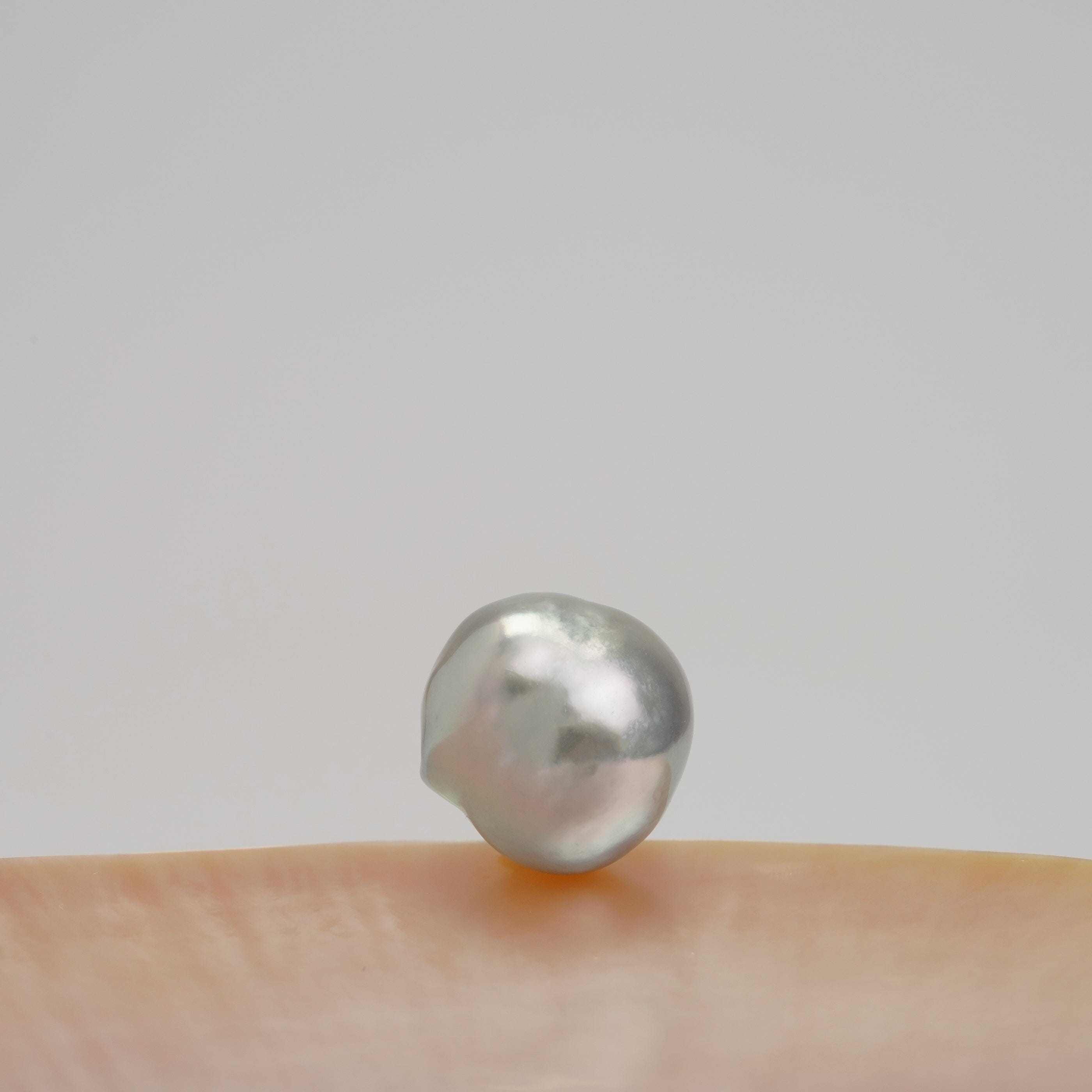 Free-Form South Sea Pearl 13.3 x 14 mm