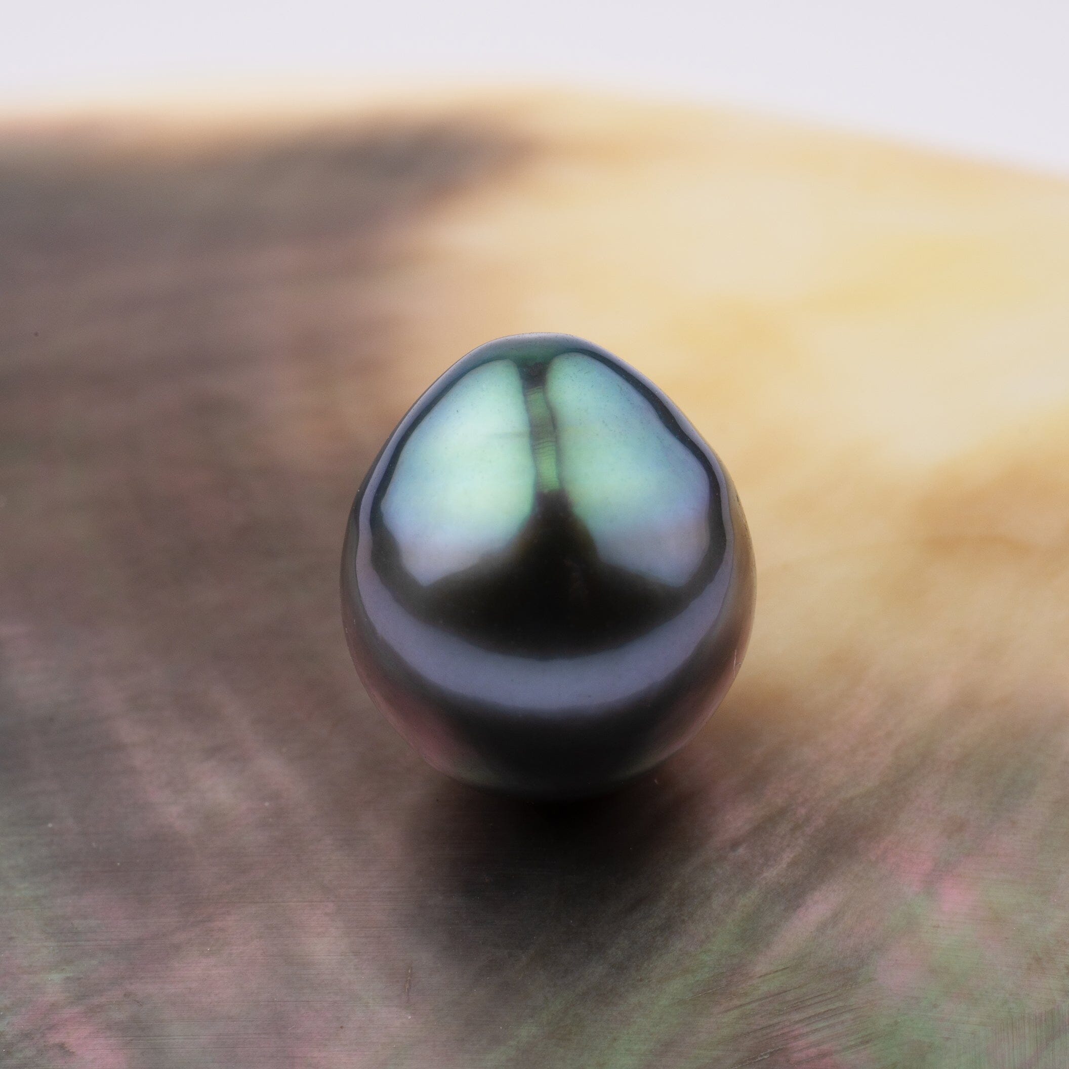Tahitian Pearl 10.5 x 11.8 mm