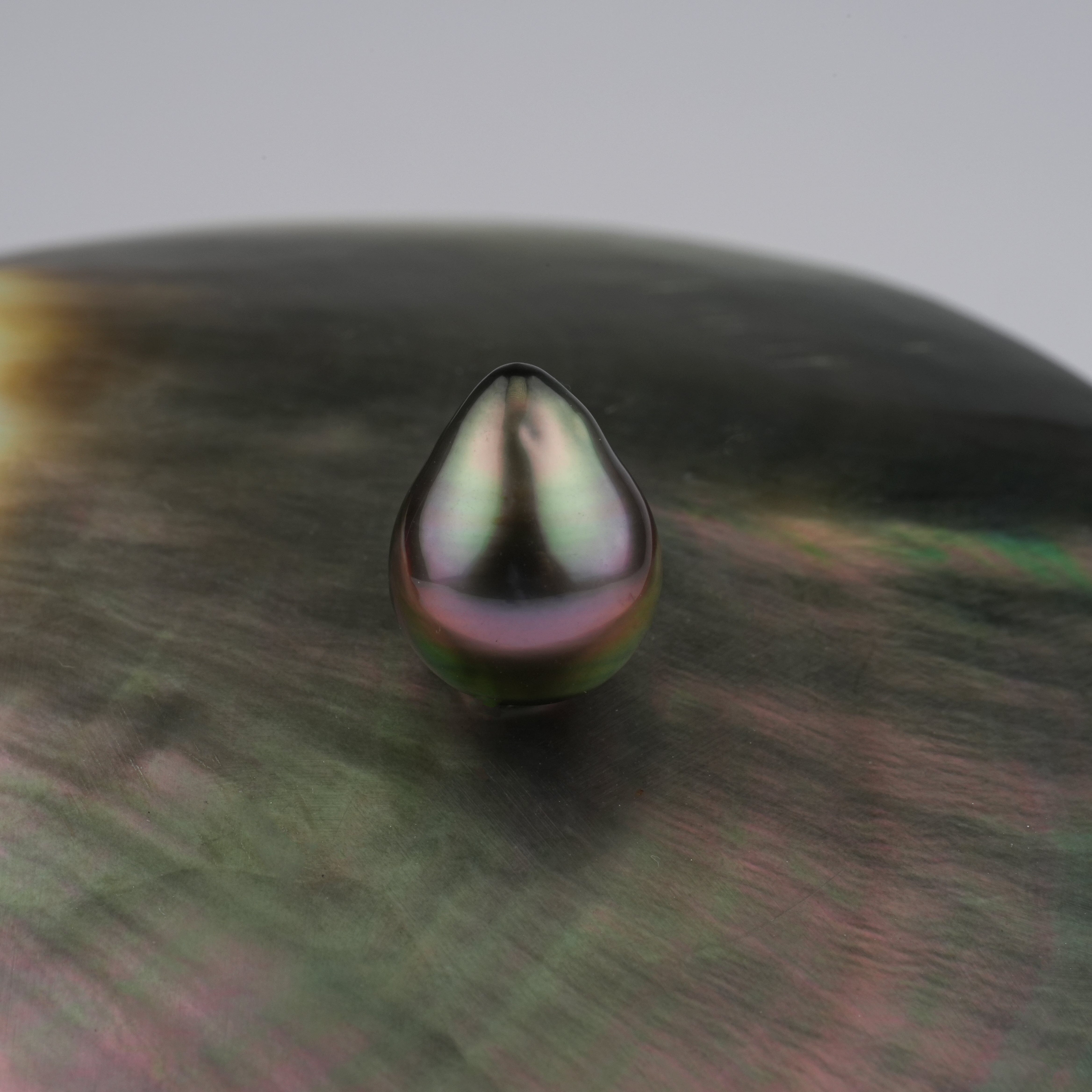 Tahitian Pearl 9.3 x 11.8 mm