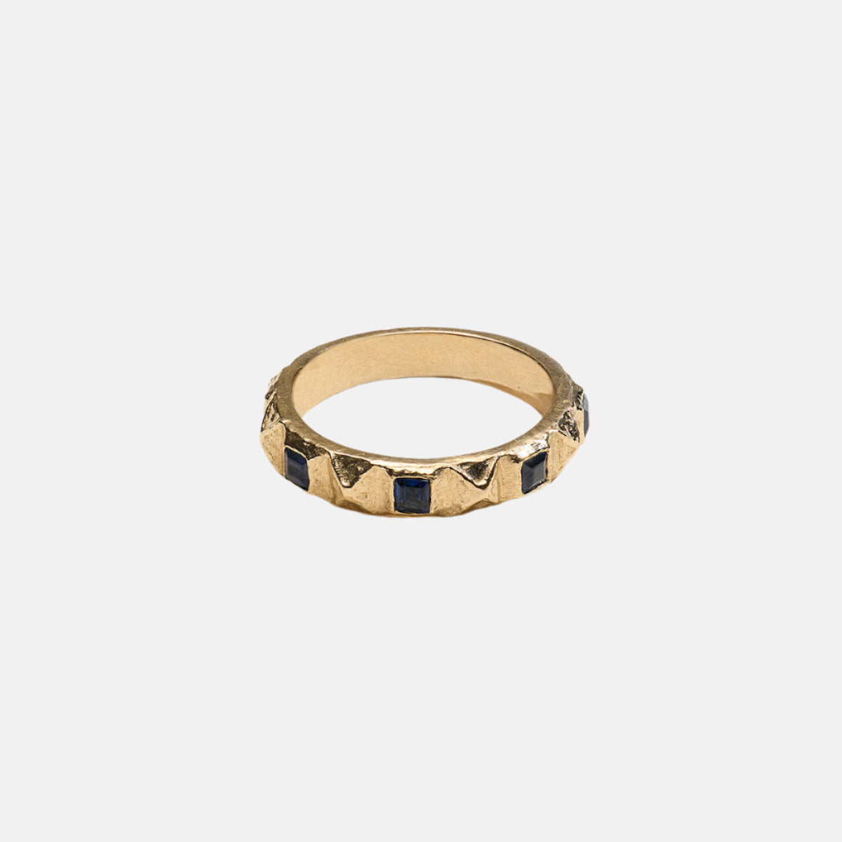 Pyramid Band, Sapphire