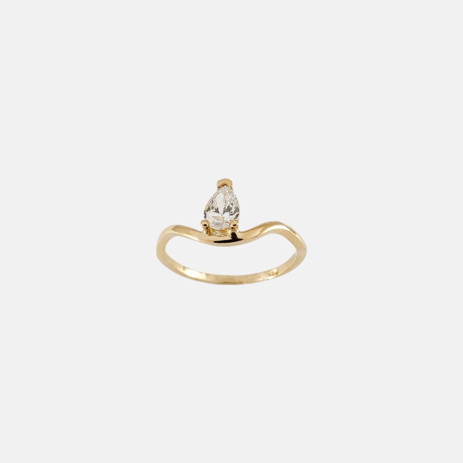 Solitaire Drop Nalu Band Ring