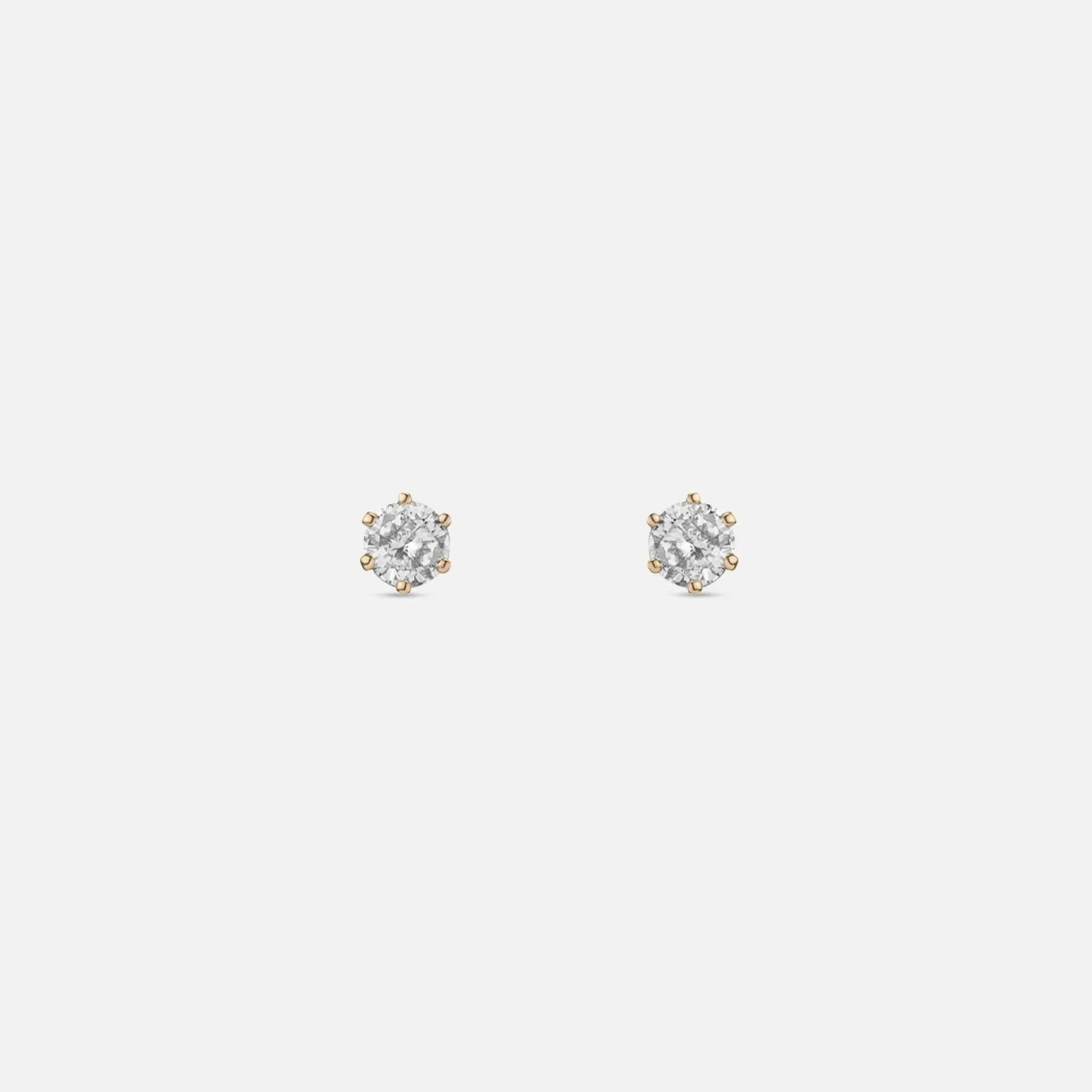 6 Prong Grey Diamond Studs